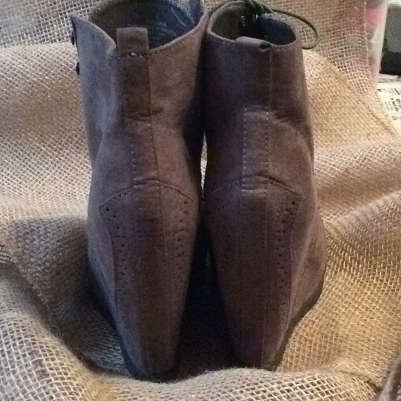 Mossimo boots - Picture 3 of 5